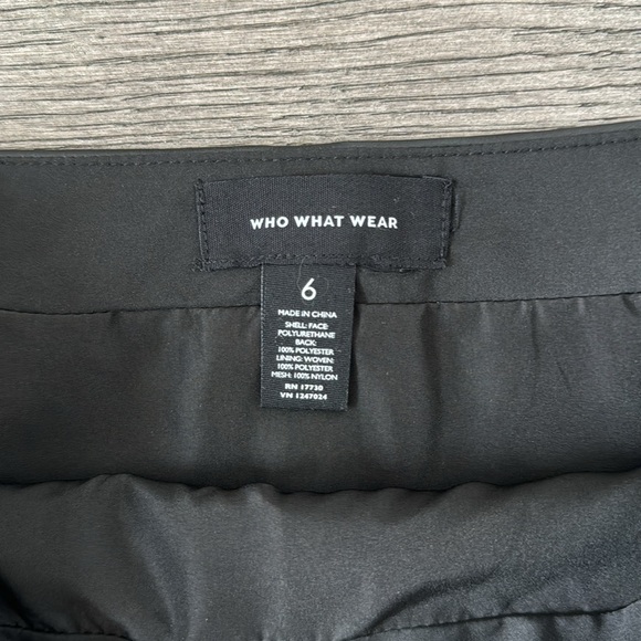 🌼WHO WHAT WEAR🌼 Black Vegan Leather Midi Skirt, Size 6 - Picture 4 of 9